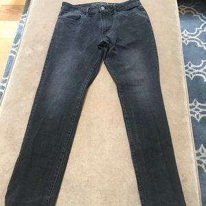 American Eagle Slim Straight Jean 33x32